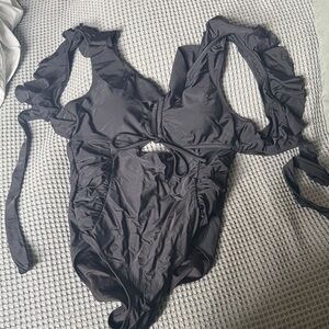 Black Ruffle One-Piece Swimwear